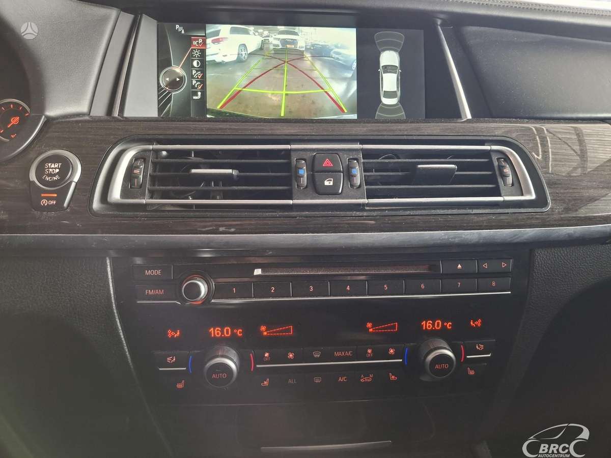 BMW 740, 3.0 l., Седан