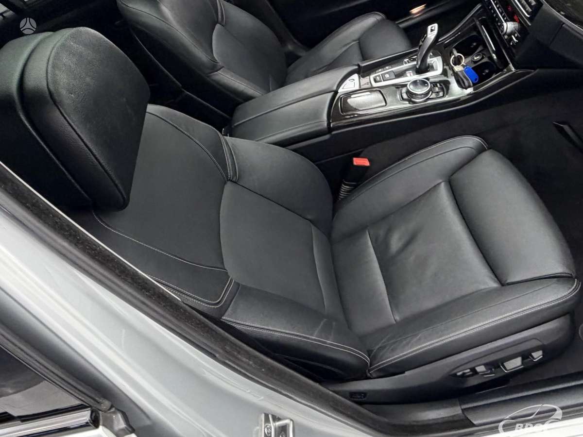 BMW 535, 3.0 l., Седан