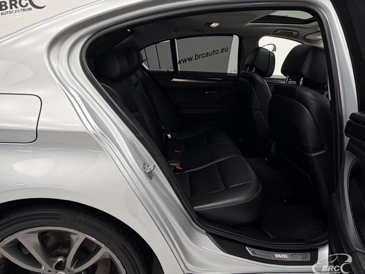 BMW 535, 3.0 l., Седан