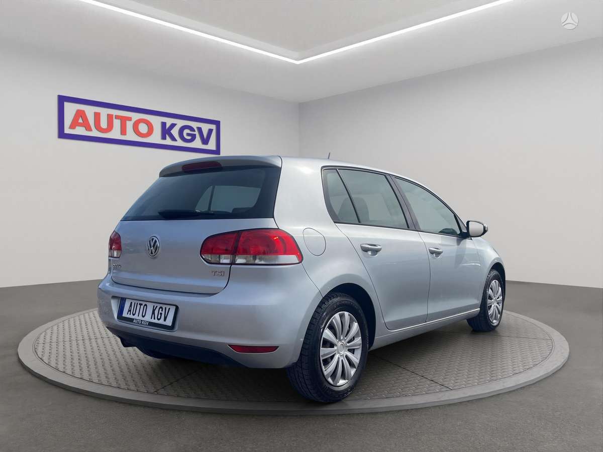 Volkswagen Golf, 1.2 l., Хэтчбек
