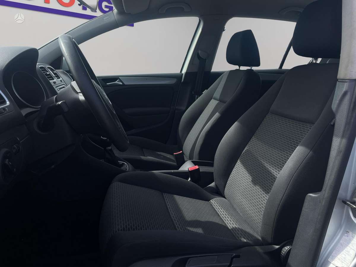 Volkswagen Golf, 1.2 l., hatchback