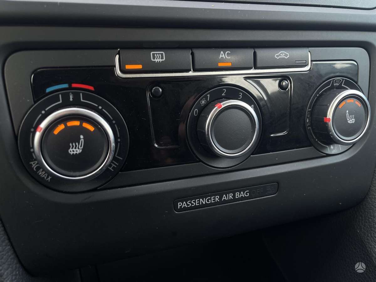 Volkswagen Golf, 1.2 l., Хэтчбек
