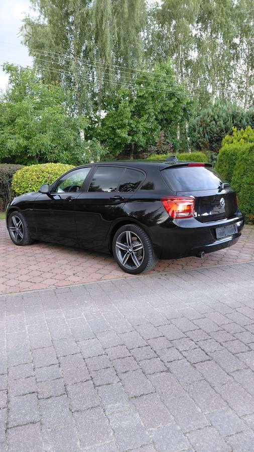 BMW 120, Хэтчбек