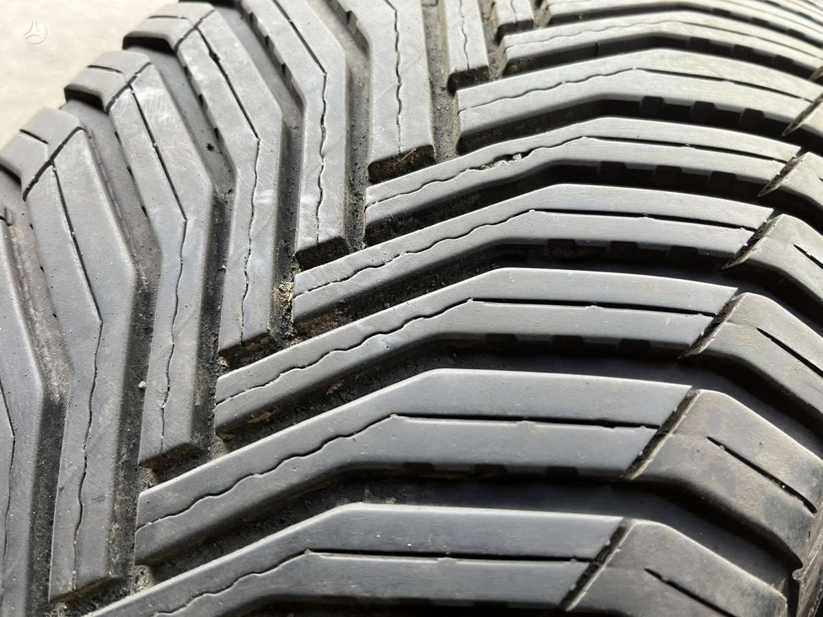 Michelin CROSSCLIMATE 2, всесезонные 235/55 R19