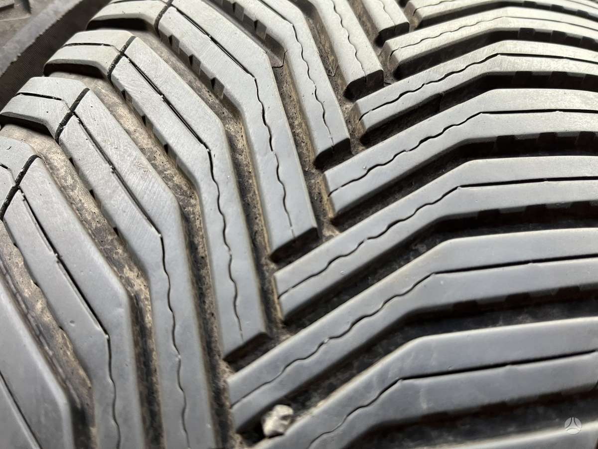 Michelin CROSSCLIMATE 2, всесезонные 235/55 R19