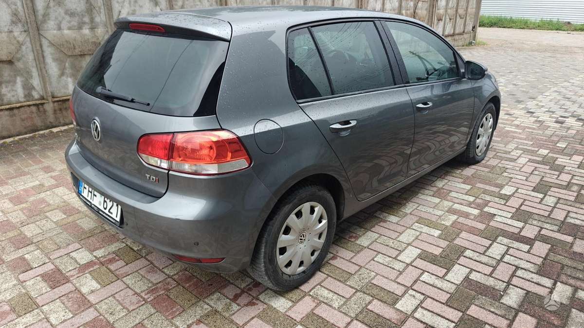 Volkswagen Golf, 1.6 l., hatchback