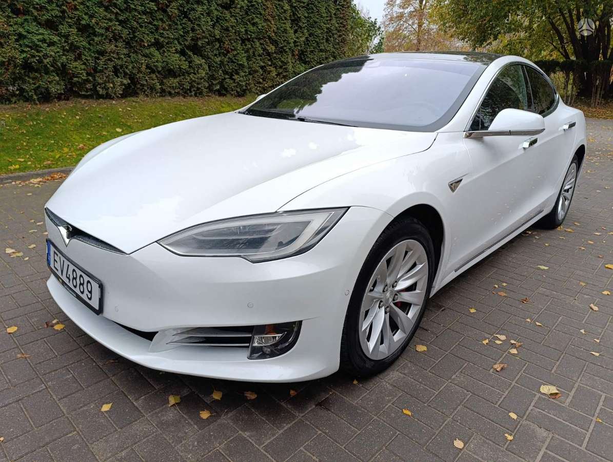 Tesla Model S, 90 kWh, hatchback