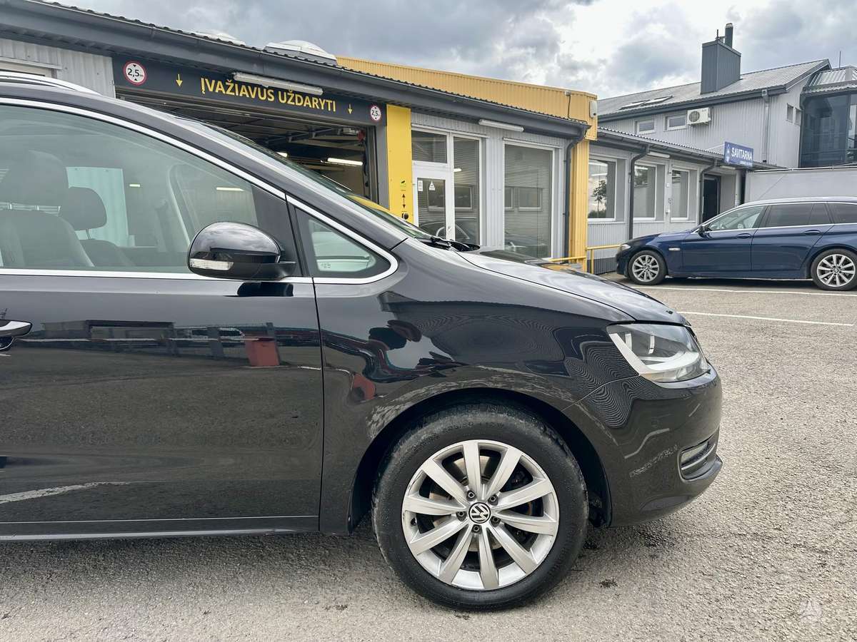 Volkswagen Sharan, 2.0 l., Минивэн