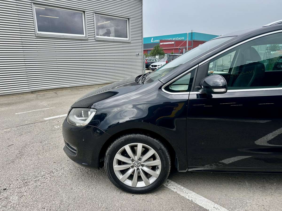Volkswagen Sharan, 2.0 l., Минивэн