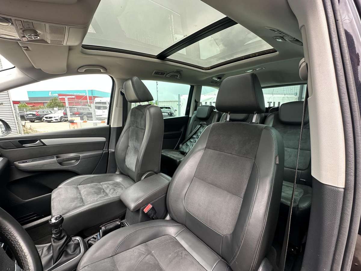Volkswagen Sharan, 2.0 l., Минивэн