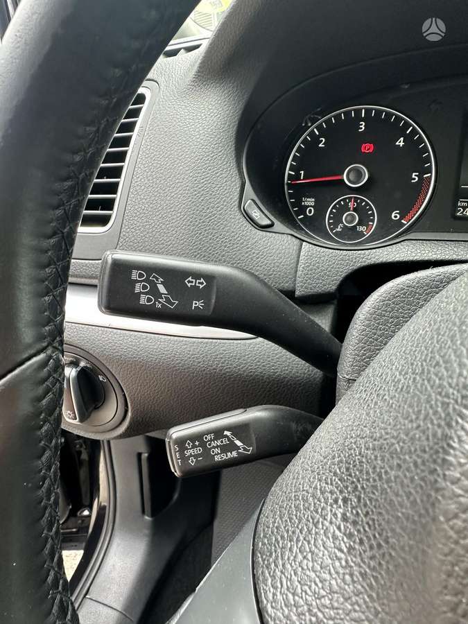 Volkswagen Sharan, 2.0 l., Минивэн