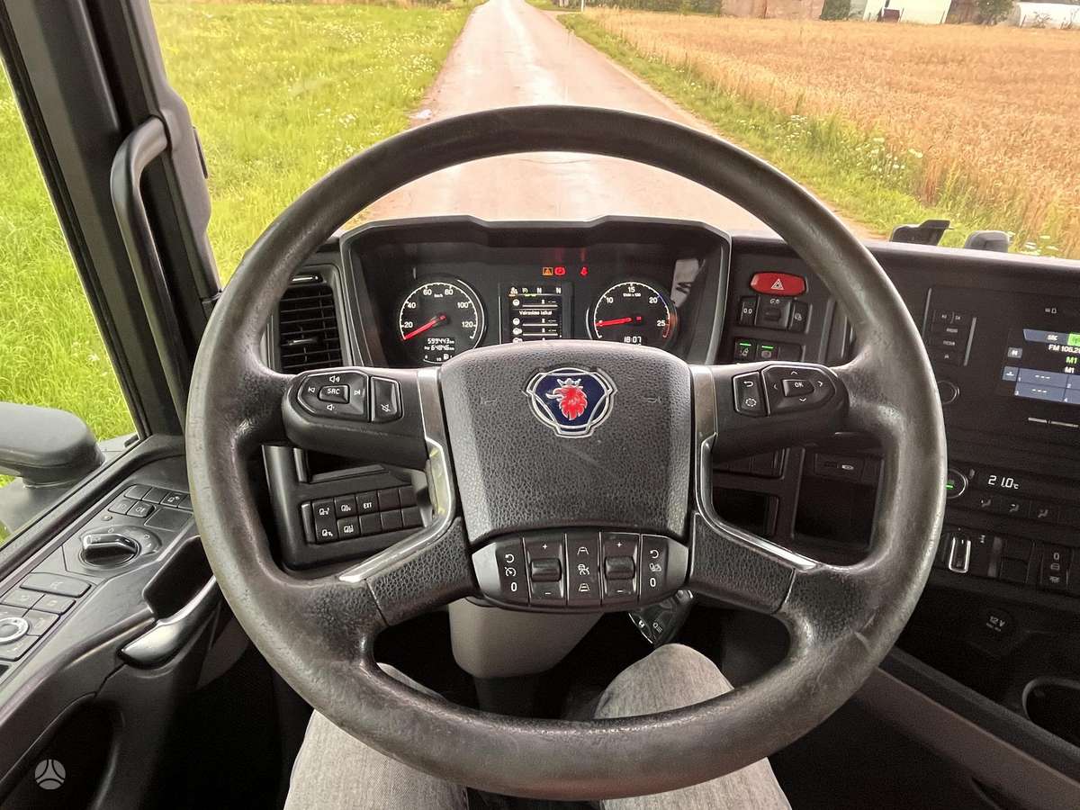 Scania R450, single sleeper