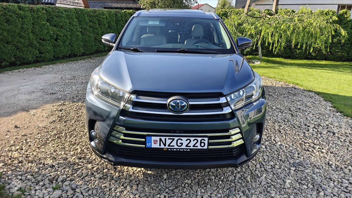 Toyota Highlander - 2