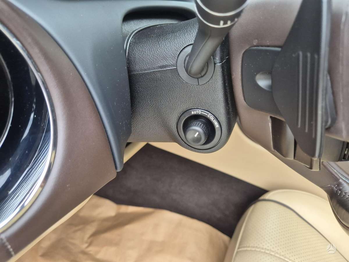 Jaguar XJ, 3.0 l., Седан