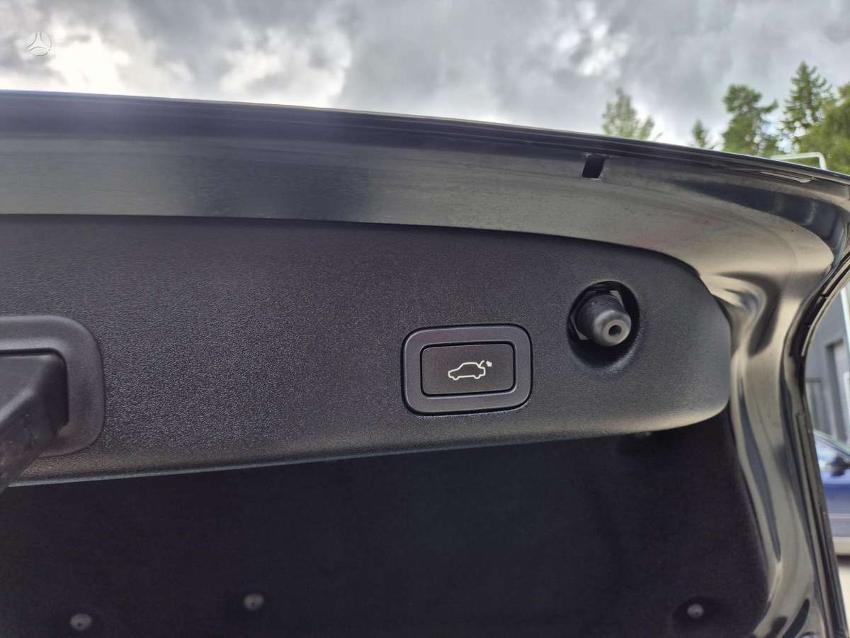 Jaguar XJ, 3.0 l., Седан