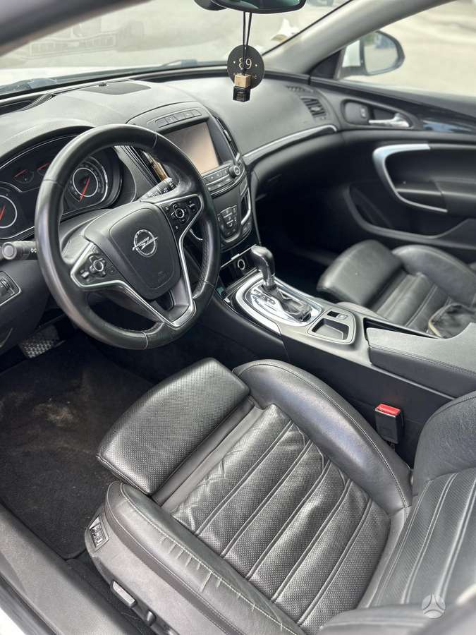 Opel Insignia, 2.0 l., Универсал