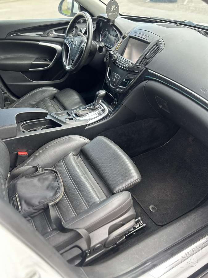 Opel Insignia, 2.0 l., Универсал