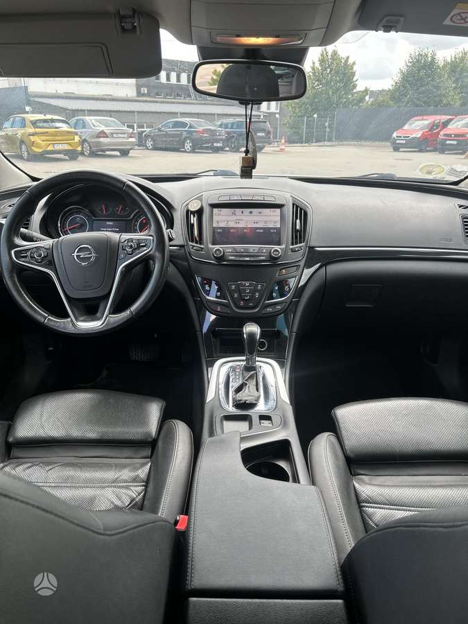 Opel Insignia, 2.0 l., Универсал