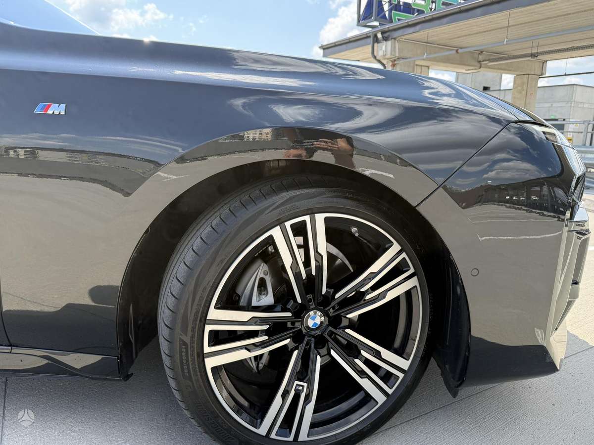 BMW 740, 3.0 l., Седан