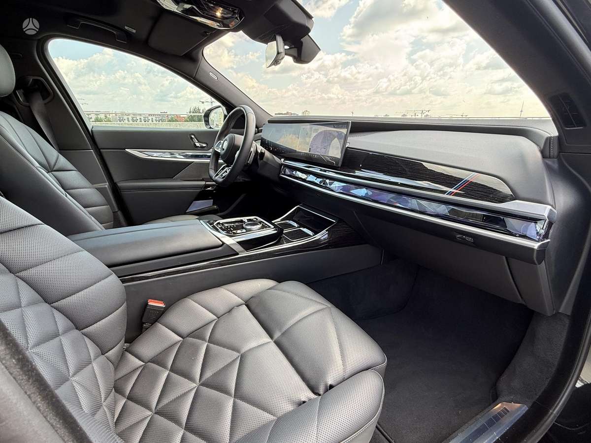 BMW 740, 3.0 l., Седан