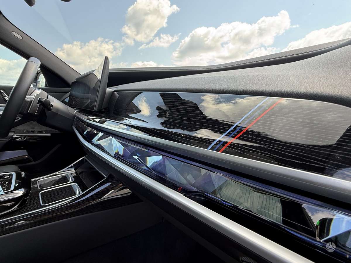 BMW 740, 3.0 l., Седан