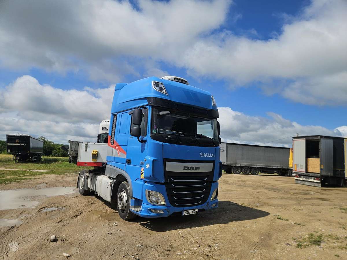 DAF XF106.460 SSC, 2 miegamosios vietos
