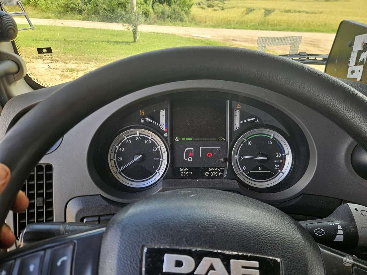 DAF XF106.460 SSC, 2 miegamosios vietos