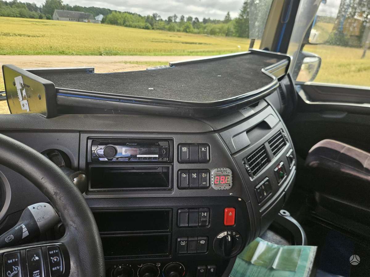 DAF XF106.460 SSC, double sleeper