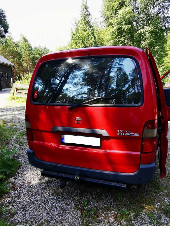 Toyota Hiace - 4
