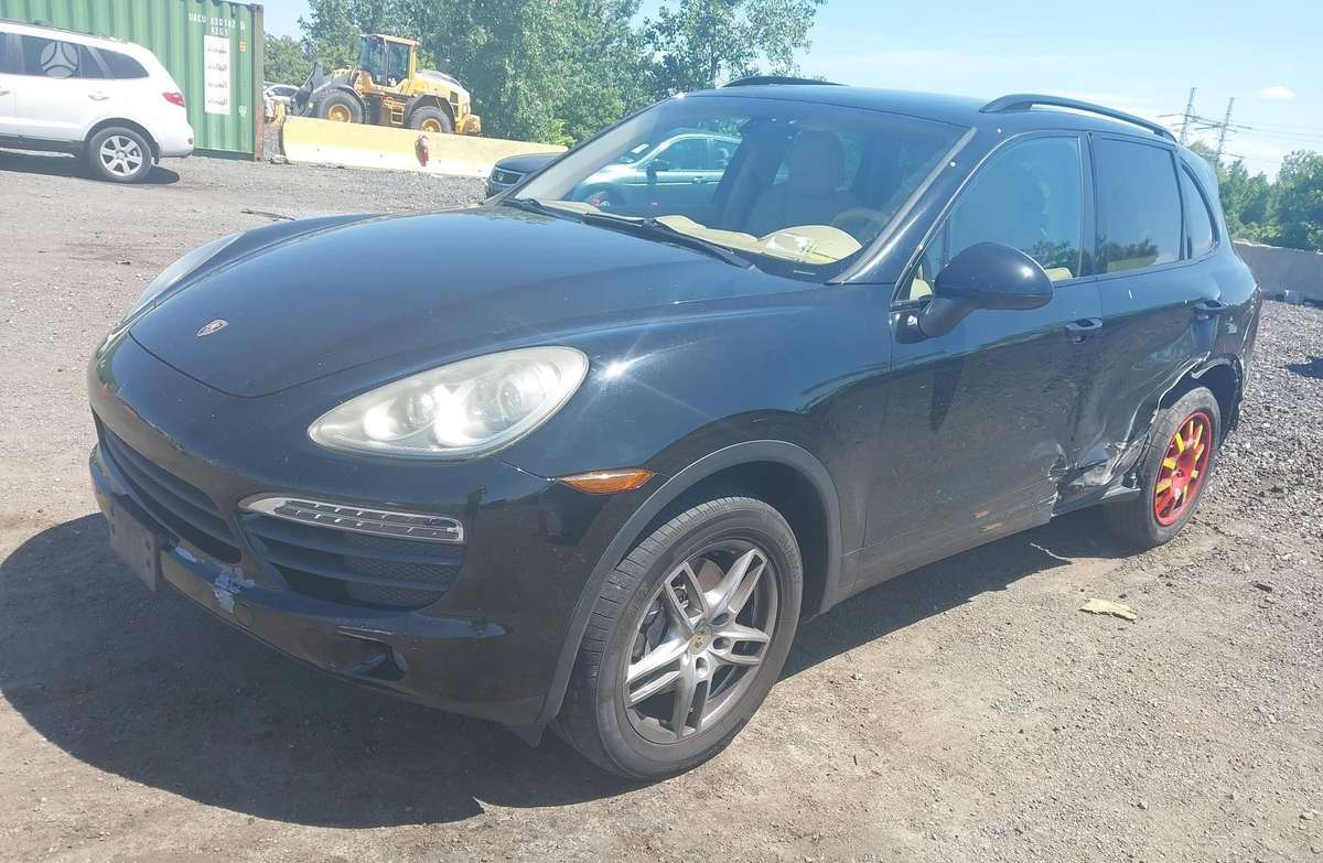 Porsche Cayenne, 4.8 l., off-road / crossover
