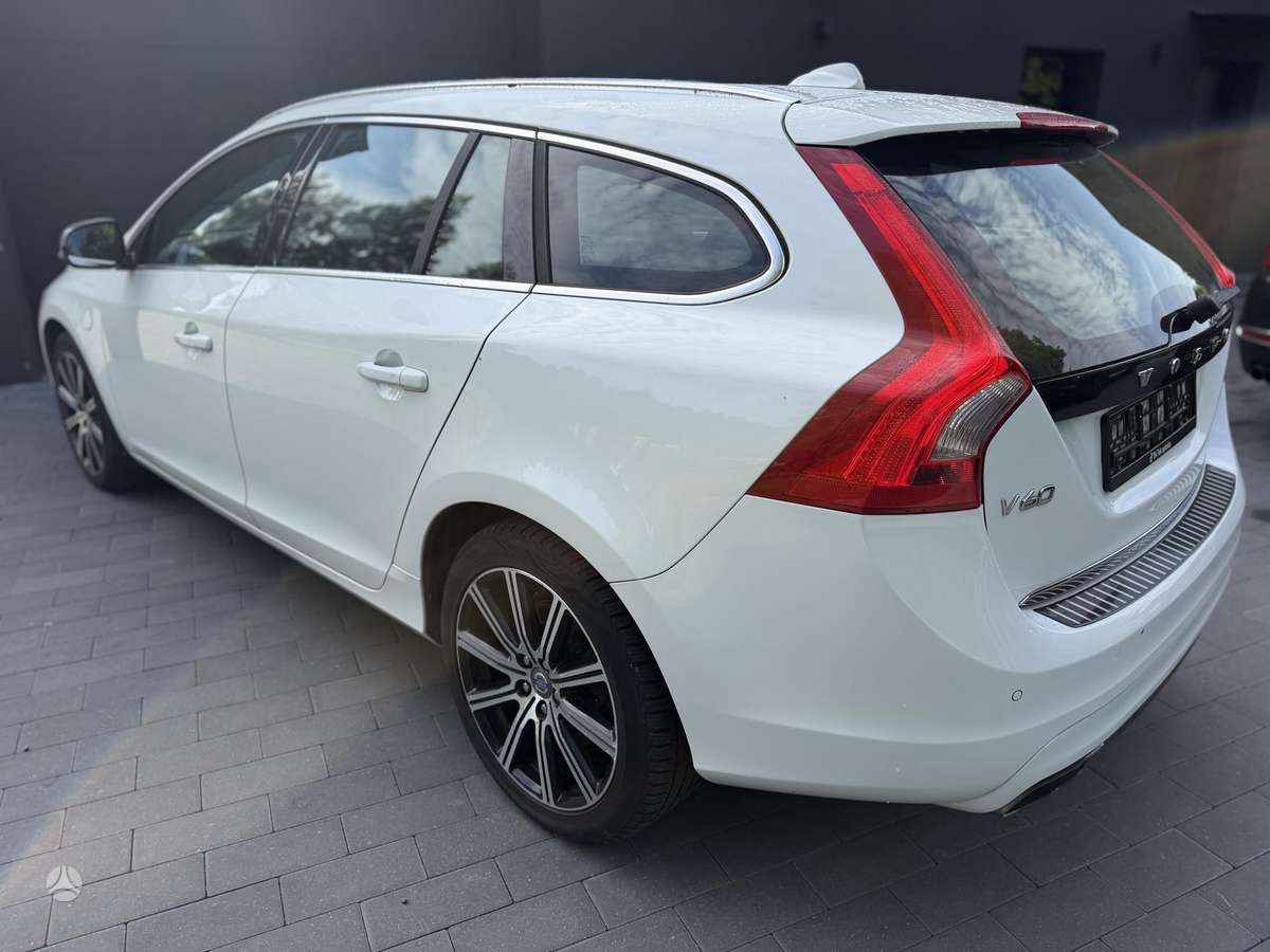 Volvo V60, 2.4 l., Универсал