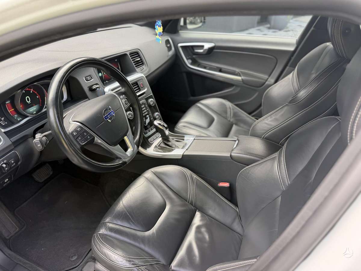 Volvo V60, 2.4 l., Универсал