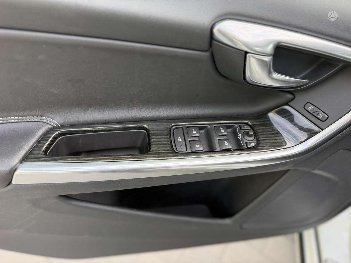 Volvo V60, 2.4 l., Универсал