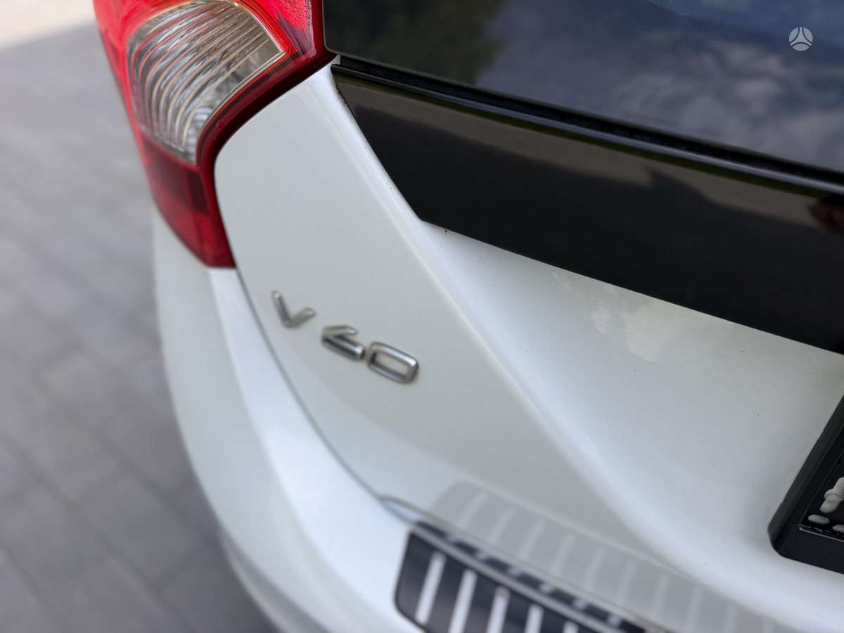 Volvo V60, 2.4 l., Универсал