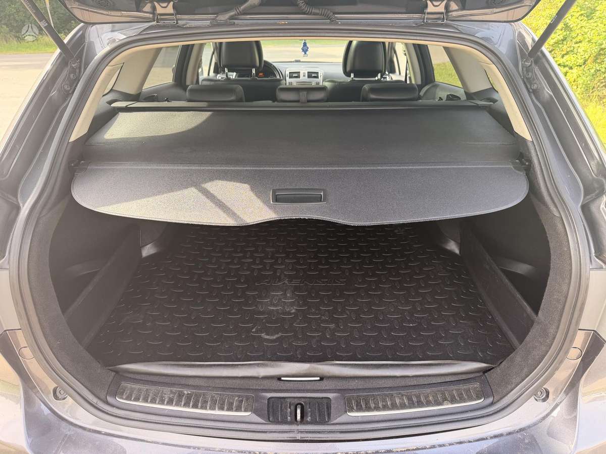 Toyota Avensis, 2.0 l., Универсал