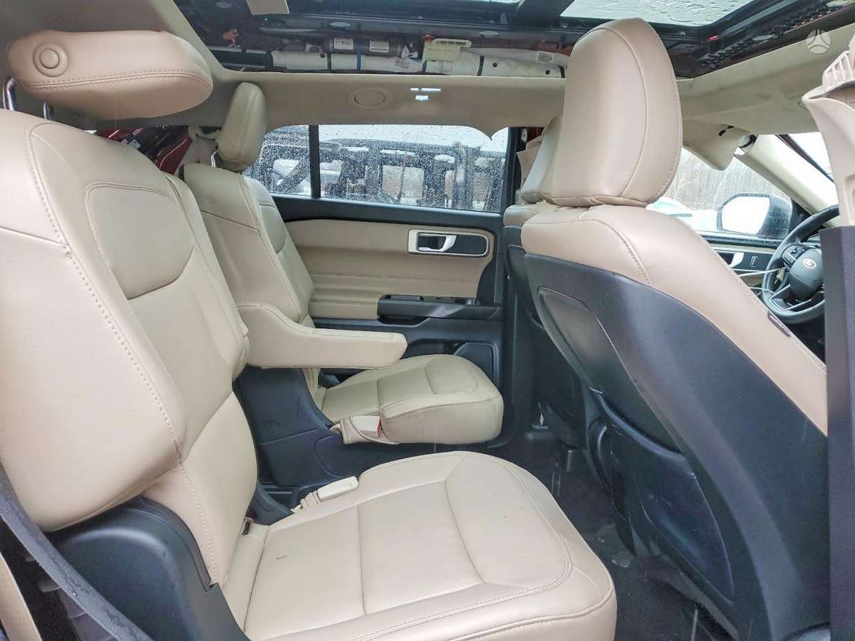 Ford Explorer, 2.3 l., off-road / crossover