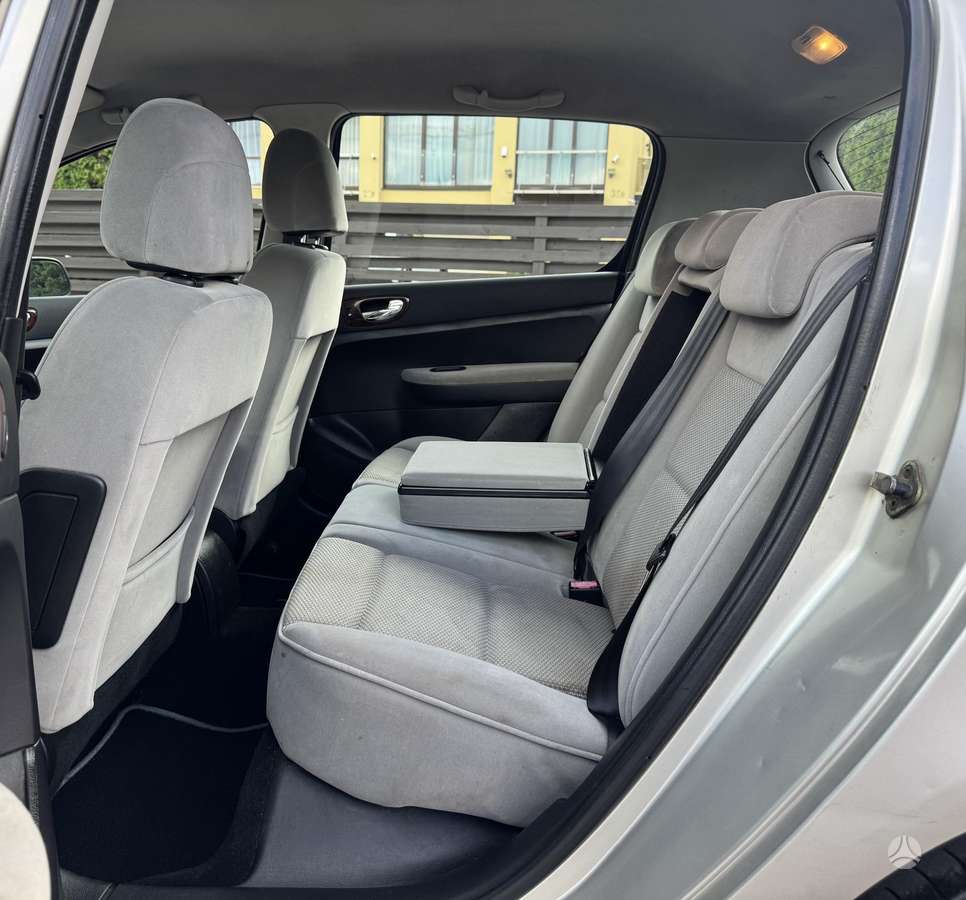 Peugeot 307, 1.6 l., hatchback