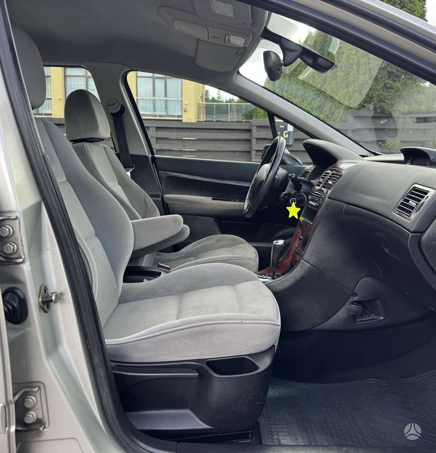 Peugeot 307, 1.6 l., hatchback