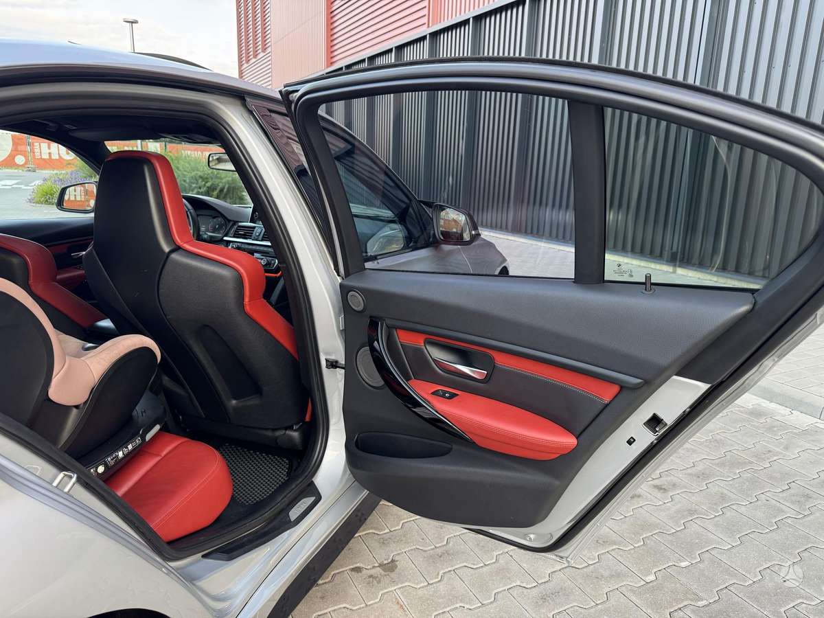 BMW 320, 2.0 l., sedanas