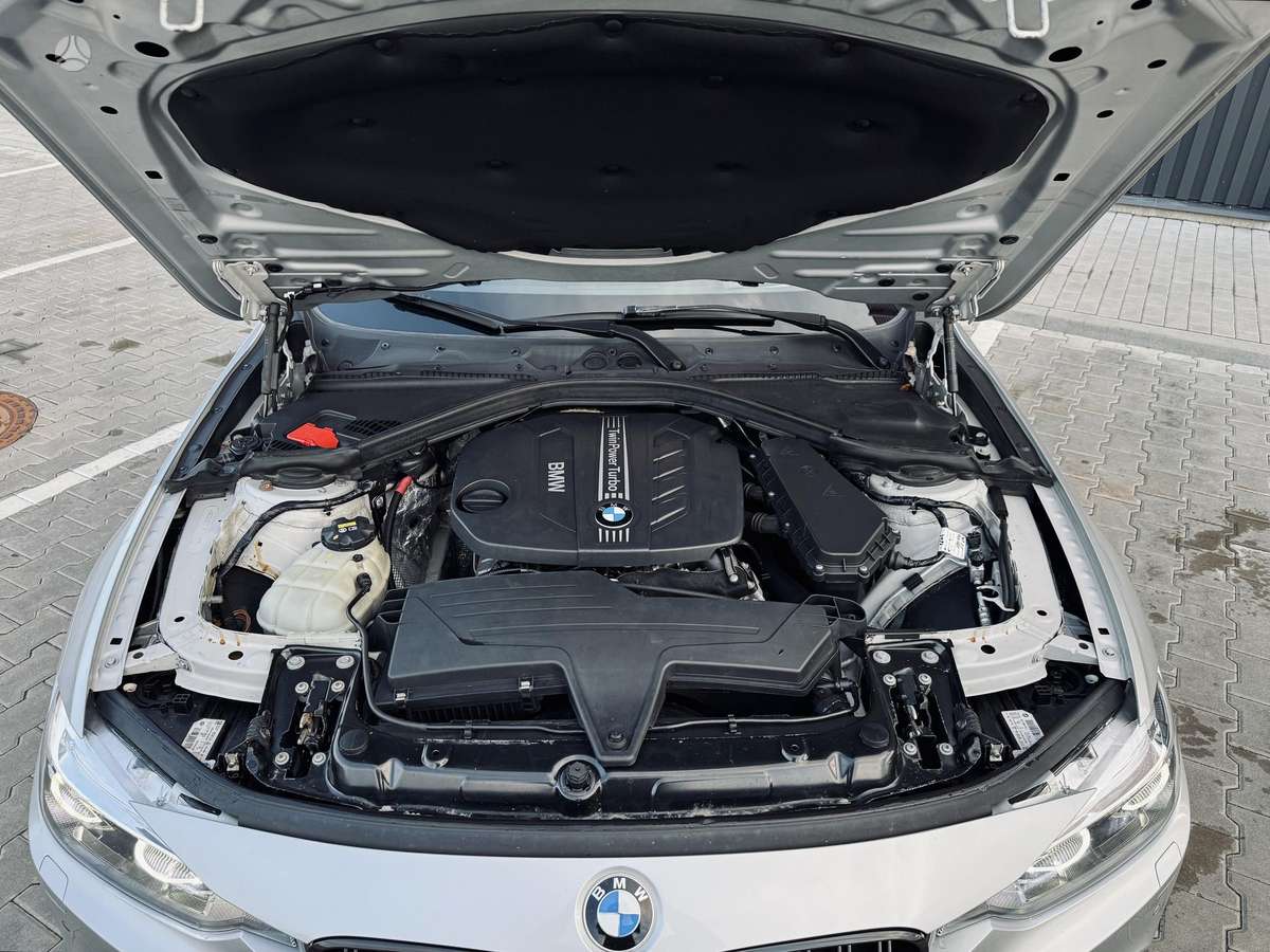 BMW 320, 2.0 l., sedanas