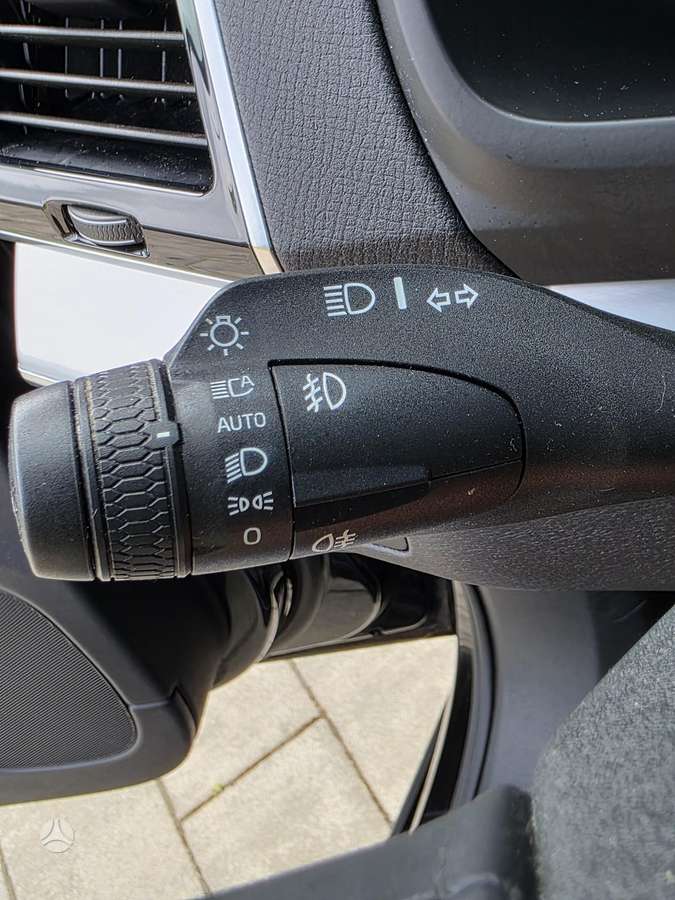 Volvo XC90, 2.0 l., off-road / crossover