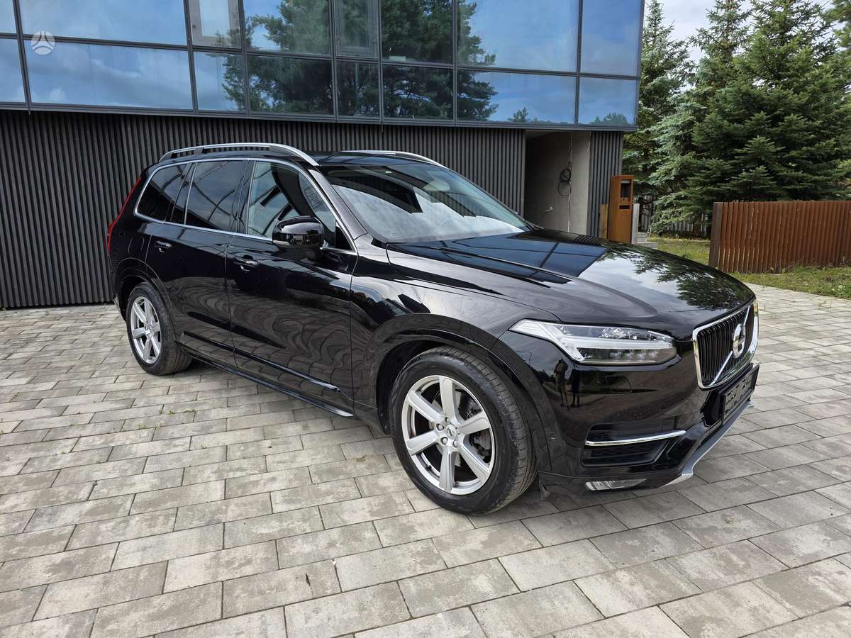 Volvo XC90, 2.0 l., off-road / crossover