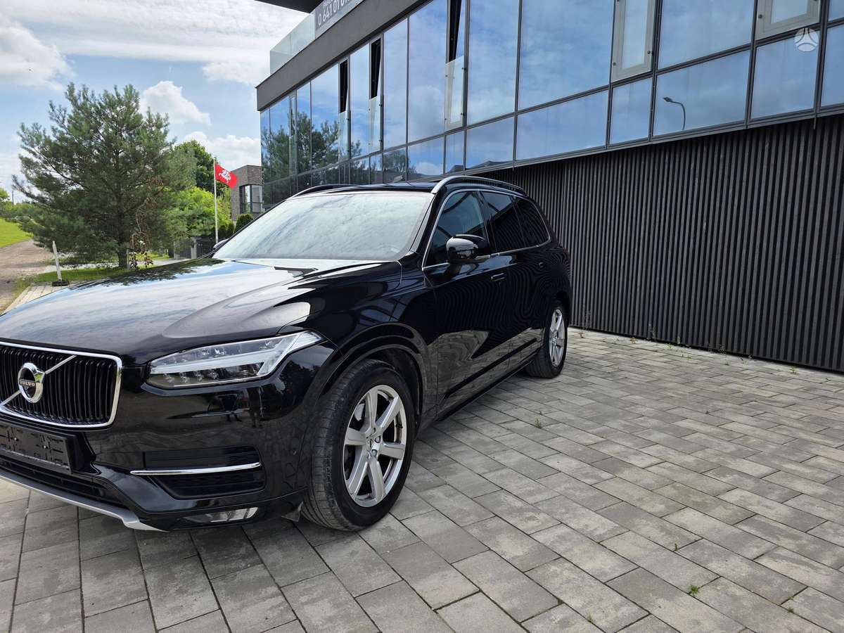 Volvo XC90, 2.0 l., off-road / crossover
