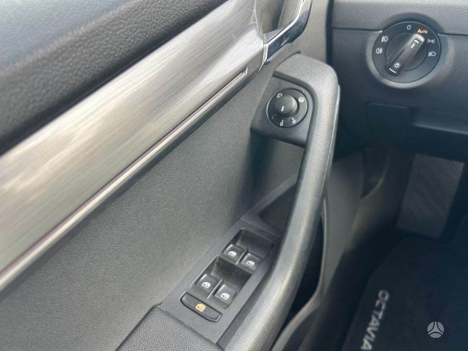 Skoda Octavia, 1.6 l., hatchback