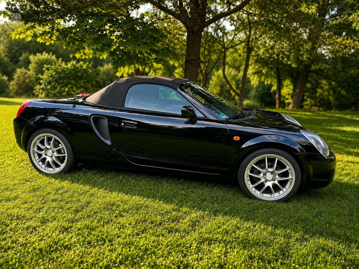 Toyota MR 2 - 3