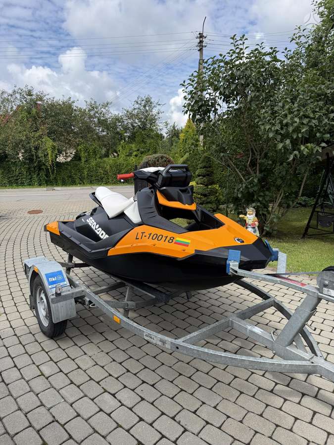 Sea-Doo Spark, jet skis