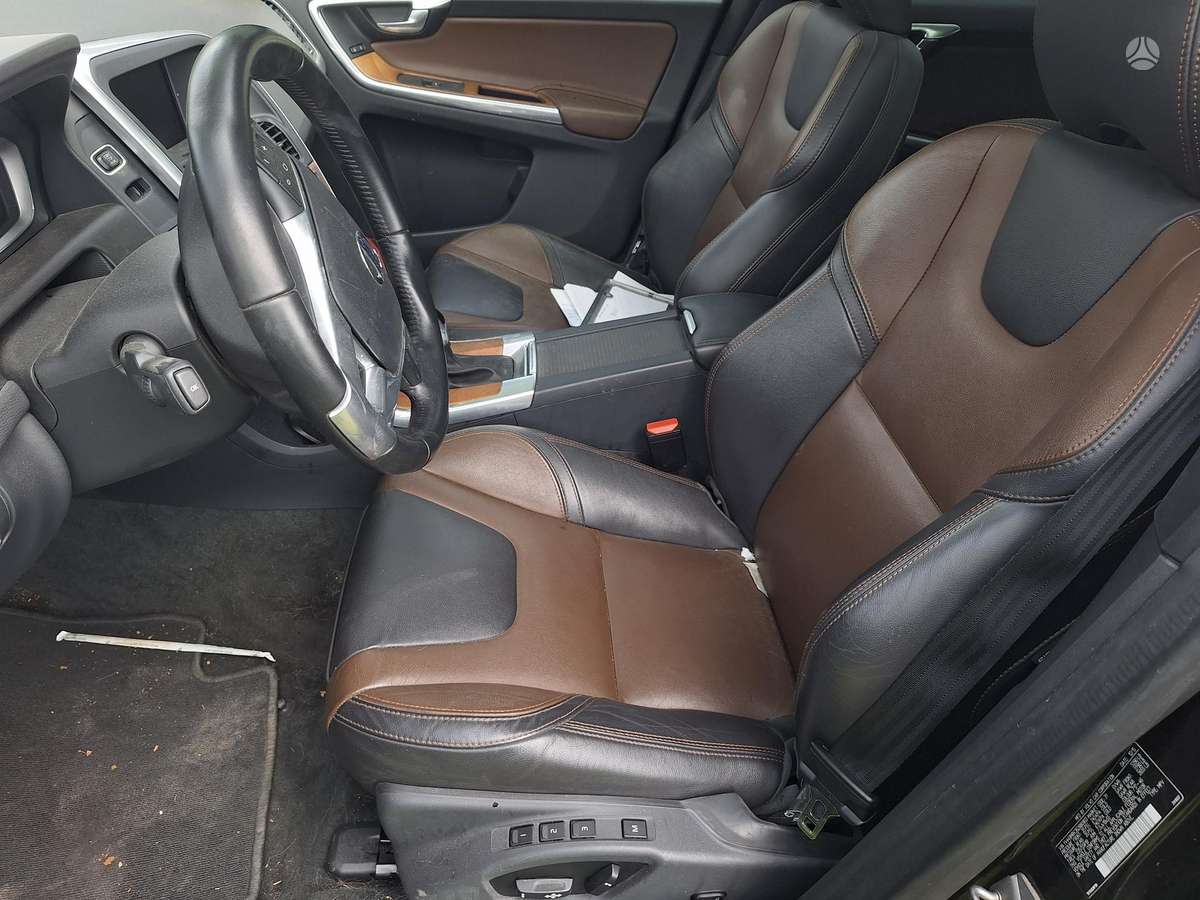 Volvo XC60 - 5