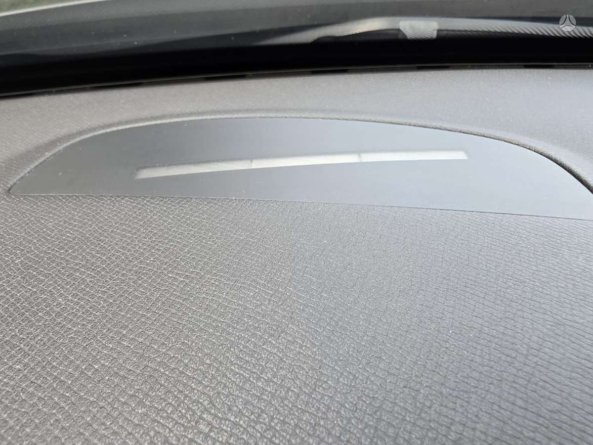 Volvo XC90, 2.0 l., off-road / crossover