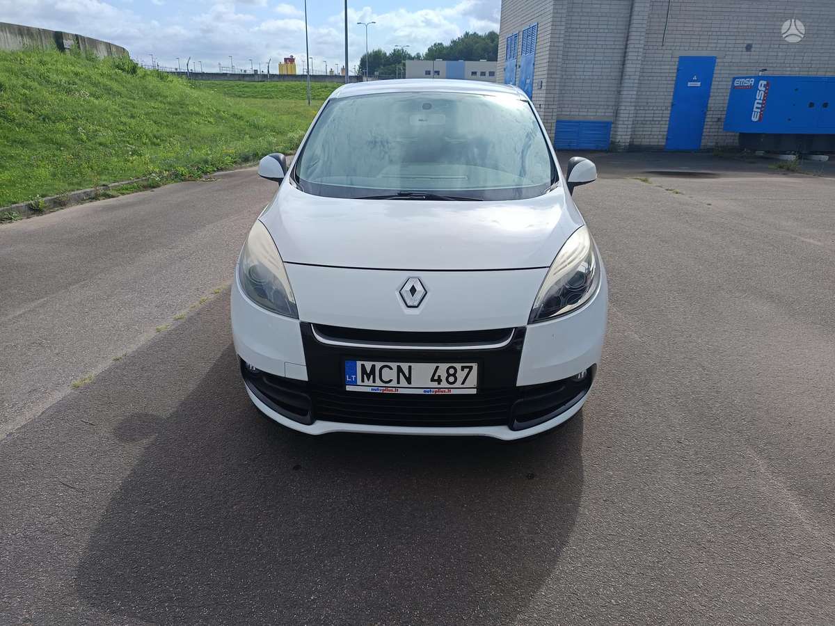 Renault Scenic - 1