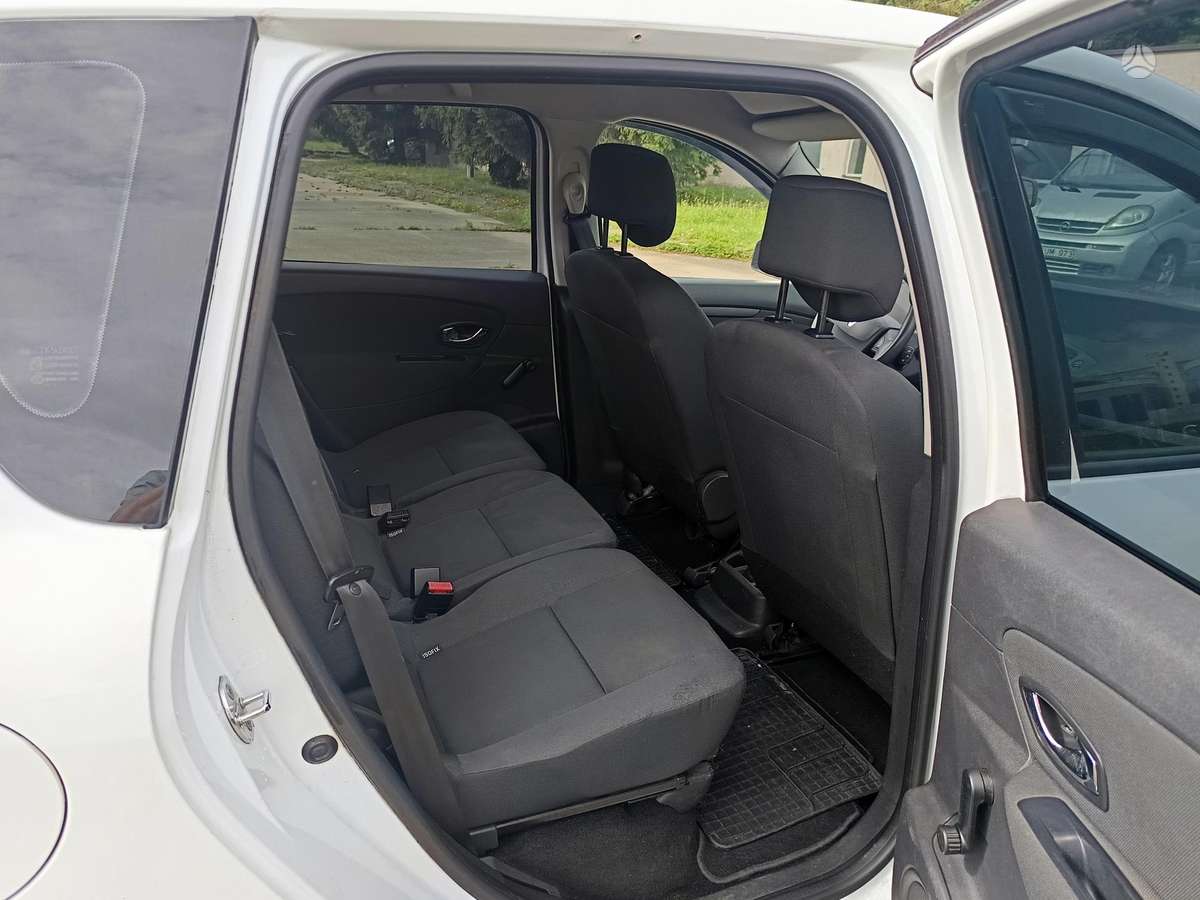 Renault Scenic - 6